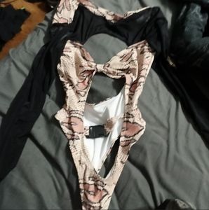 Top melon swimsuit/lingerie
